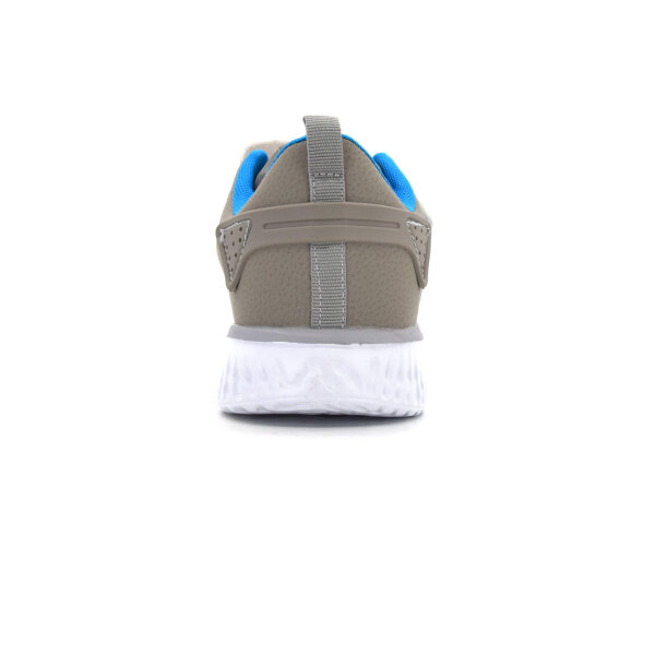 SPORTSCHUHE