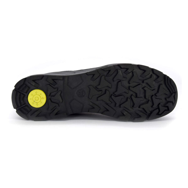 SPORTSCHUHE