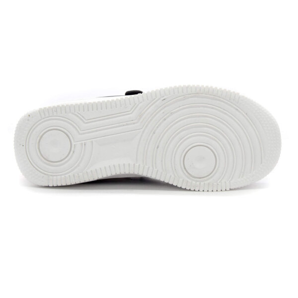 SPORTSCHUHE