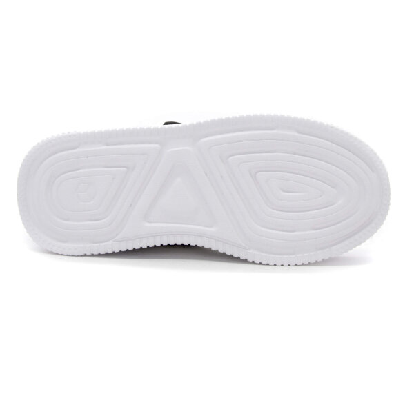 SPORTSCHUHE
