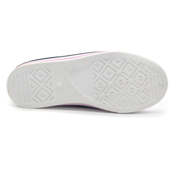 SPORTSCHUHE