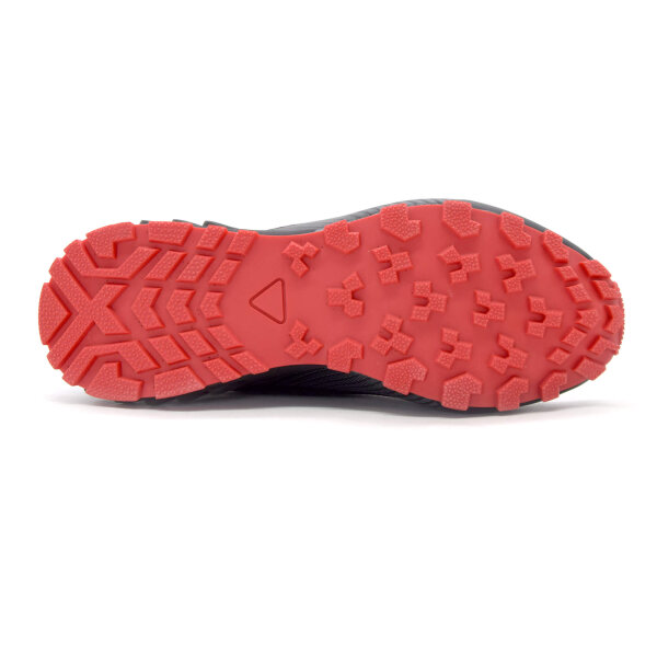 SPORTSCHUHE