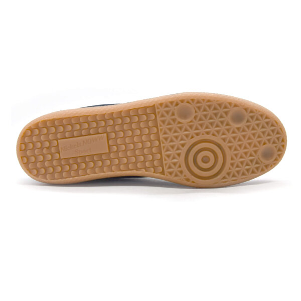 SPORTSCHUHE