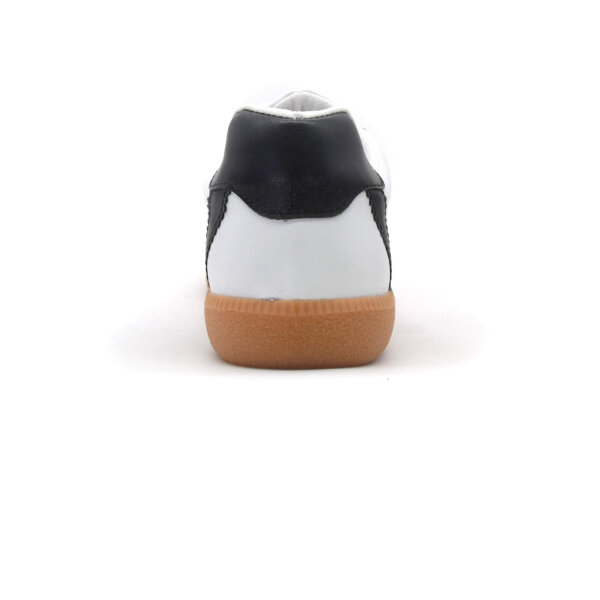 SPORTSCHUHE